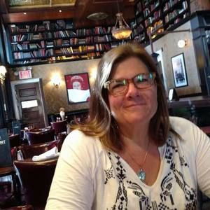 Meet your Posher, Suzanne